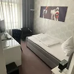 Hotell Maison Lemi