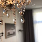 Hotell Maison Lemi